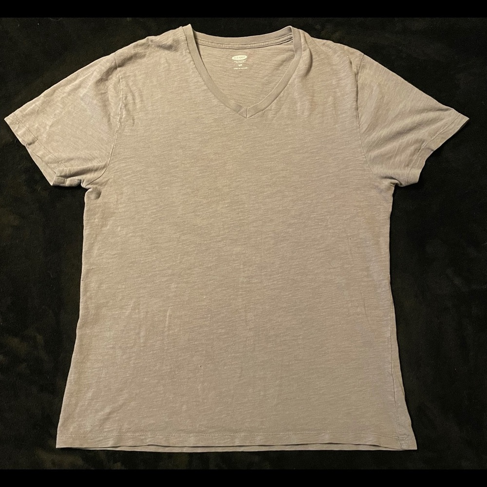 Old Navy Gray V-Neck T-Shirt, Men’s Size S